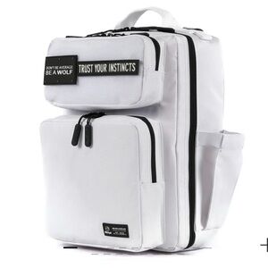 White Wolf Pack-15lb Backpack Polar
